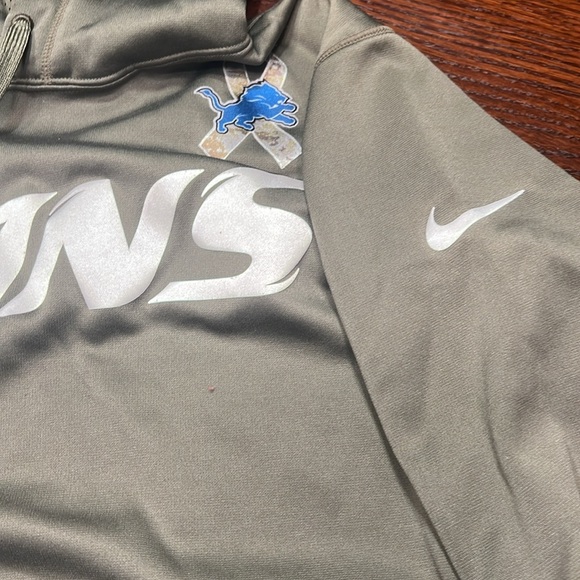 Detroit Lions sweatshirt - Picture 3 of 13